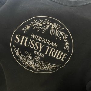 stussy black embroidered crewneck